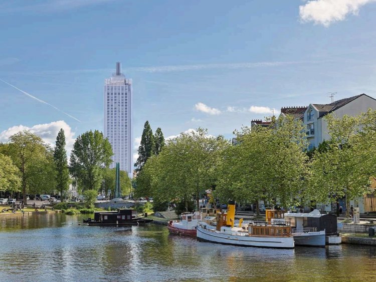 Visible dans le ciel nantais, la Tour Bretagne et ses 144 m de haut, va connatre une nouvelle vie  compter de 2025 avec un dsamiantage. | Tour Bretagne / Nantes / Groupe Giboire